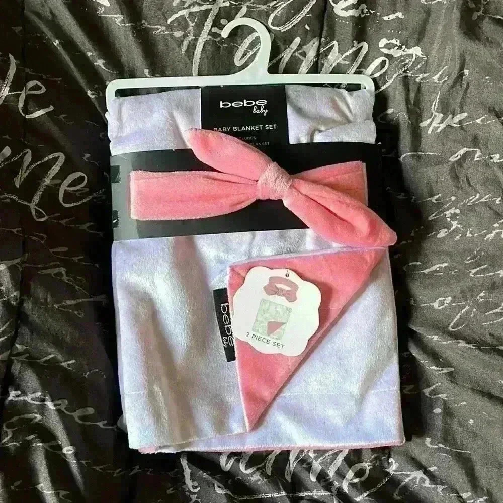 Bebe Baby Reversible Blanket Set | 2 Piece Set